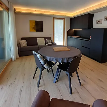 Mountain & Apartment *