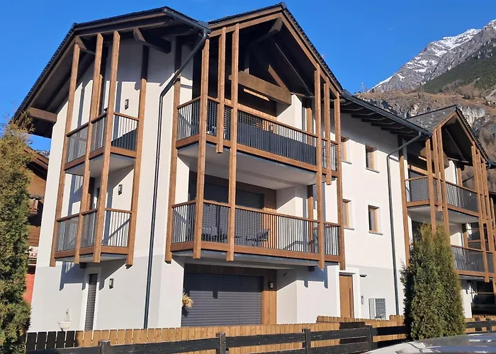 Mountain & Apartment *
